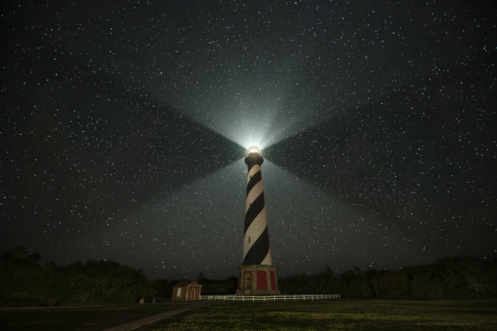 Cape Hatteras Lighthouse, Vertical  light beam
